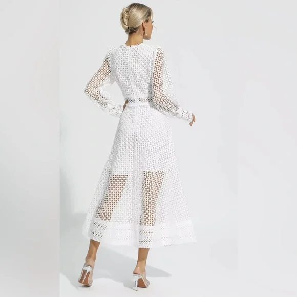 NWT Monroe White Hollow Long Sleeve Maxi Dress - Picture 3 of 4
